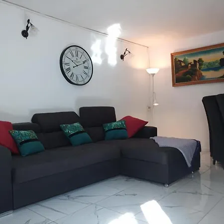 Casa Holmes * Las Casillas (Jaen)
