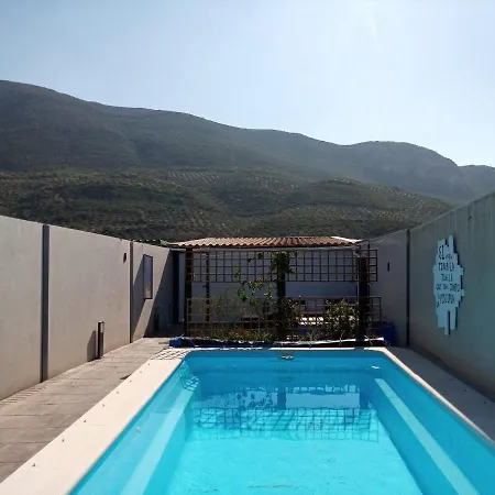 Casa Holmes Holiday home Las Casillas (Jaen)